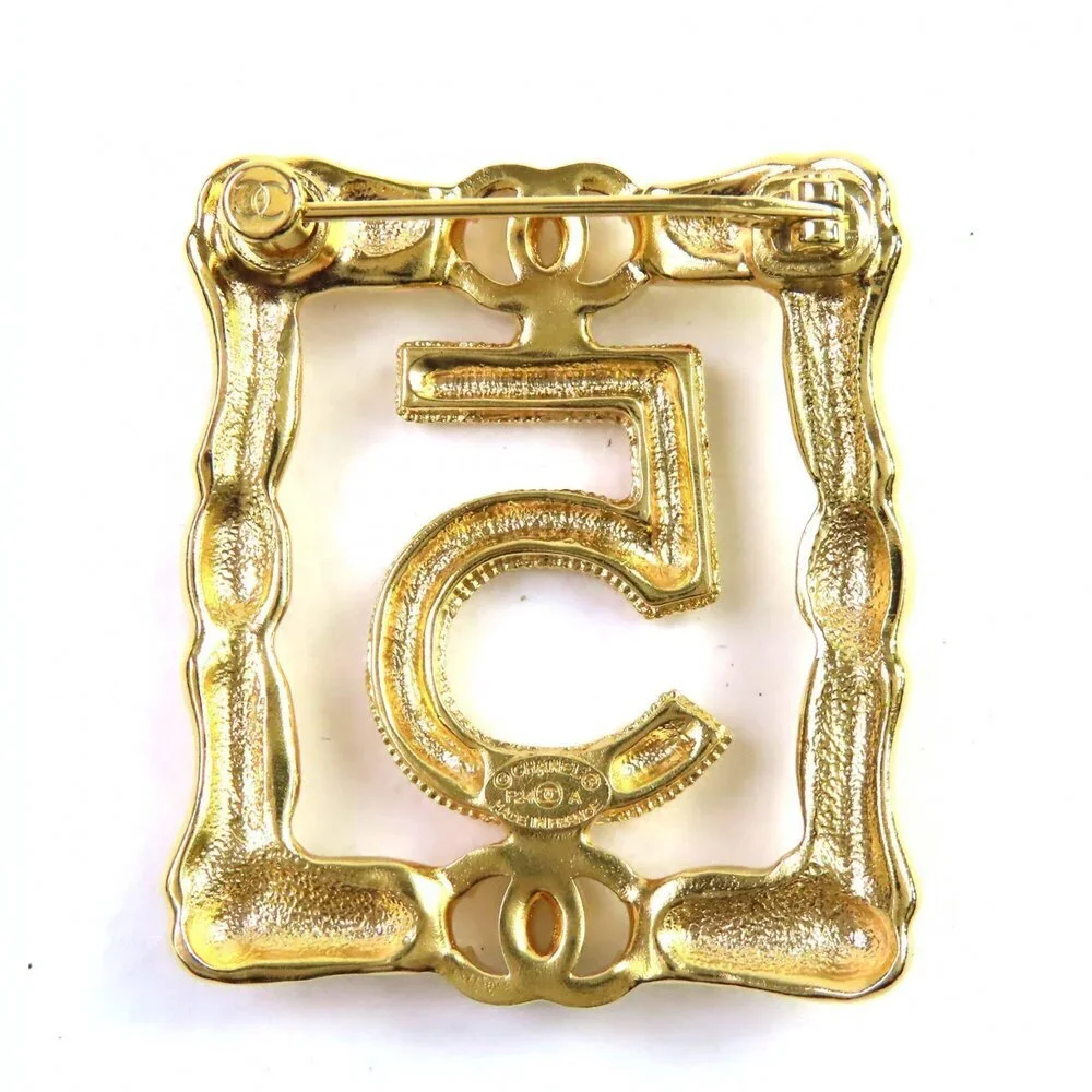 CHANEL Authentic Gold Logo Brooch - Picture 3 of 6